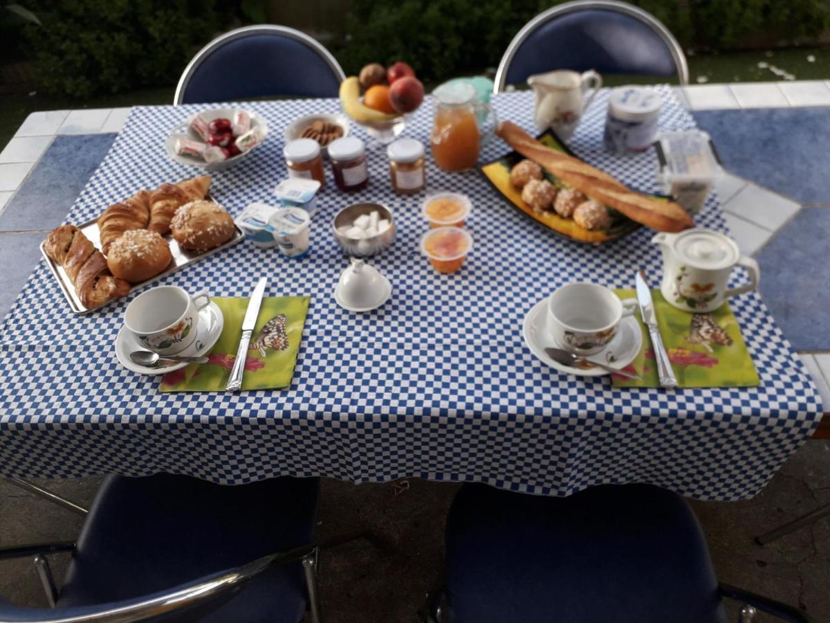 생나제르 Le Jardin Fleuri B&B 외부 사진